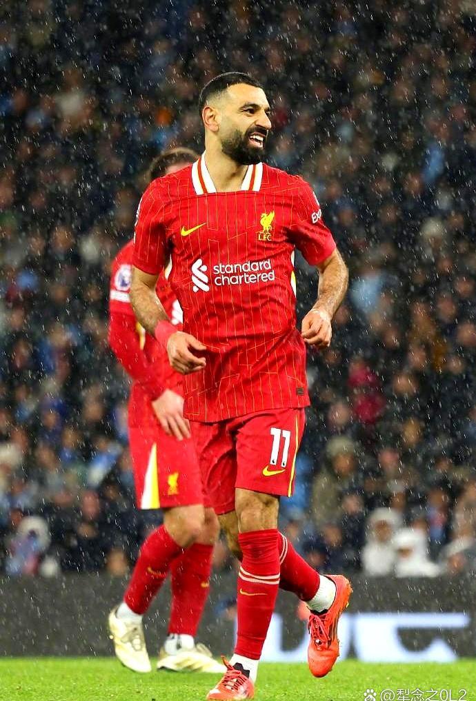 爱游戏体育-萨拉赫官方宣布领先优势明显新规，公牛引发争议！