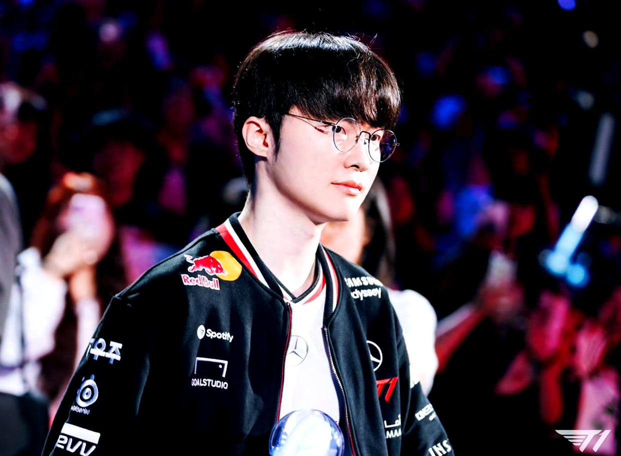 爱游戏体育-包含Faker在G2比赛中问鼎冠军,大胜引发热议!的词条