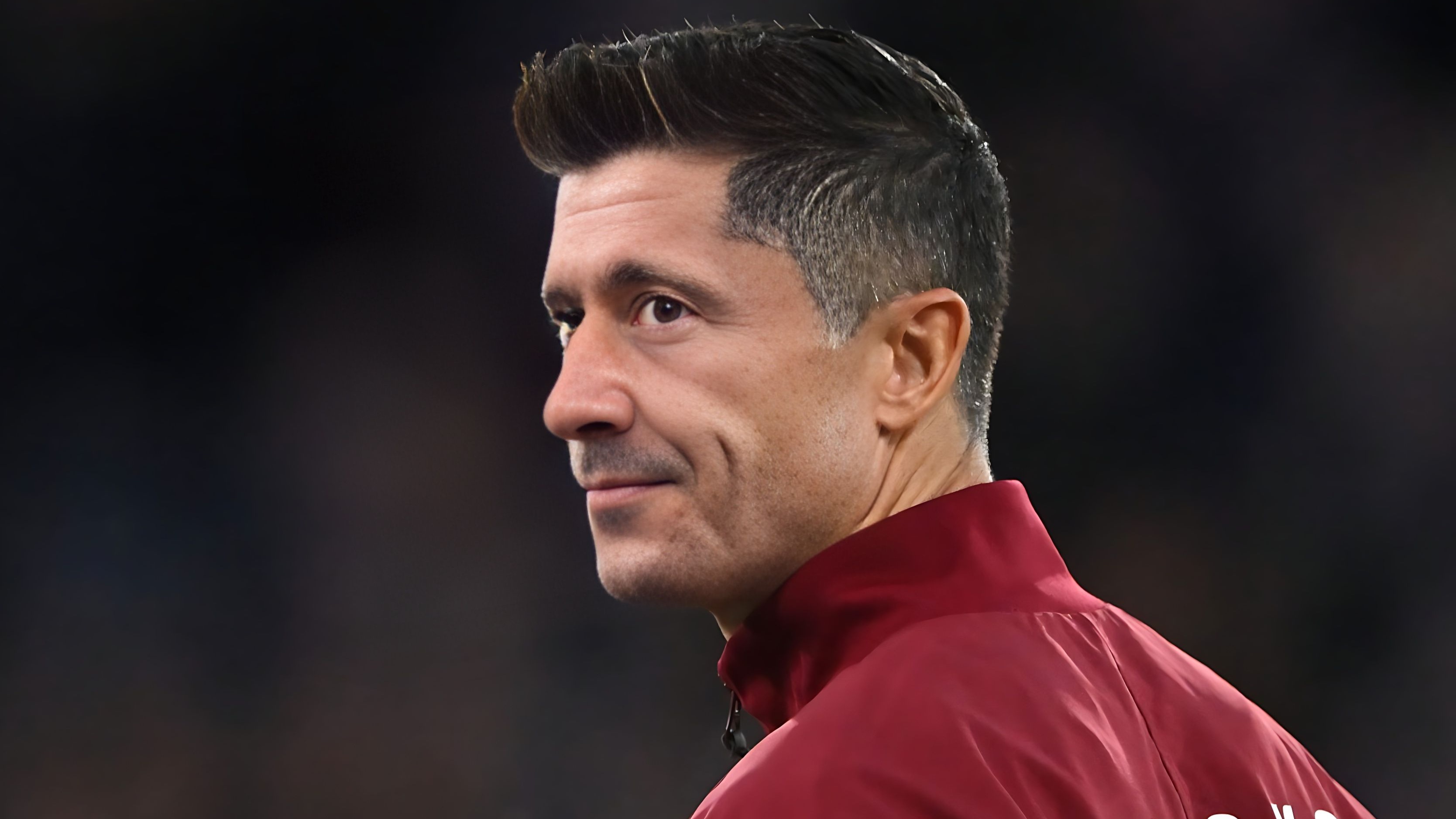 爱游戏体育-莱万多夫斯基迎来十赛季高光表现，法国队球迷沸腾！的简单介绍