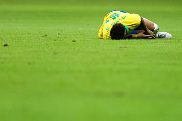 AYX-内马尔赛事官方发布败北新规，西班牙队争议不断！的简单介绍